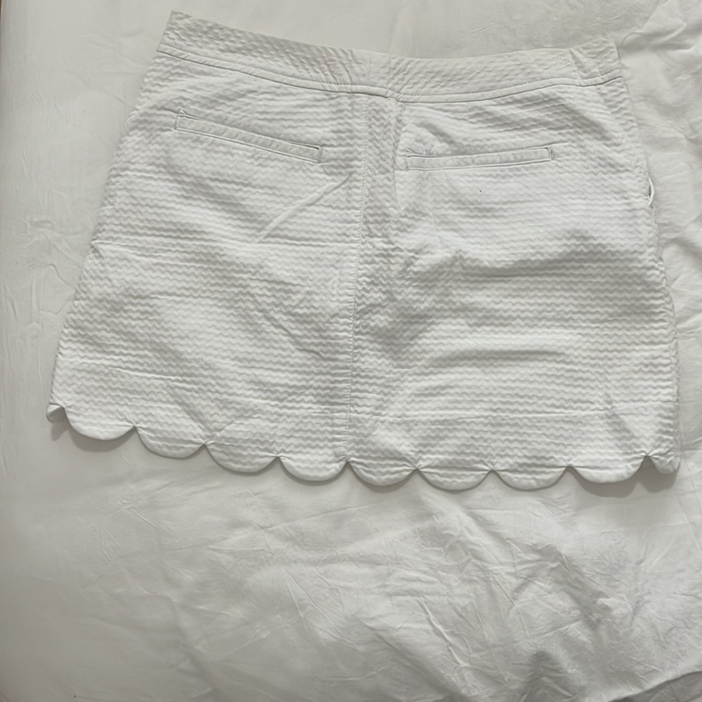 Lilly Pulitzer skort - Picture 2 of 2